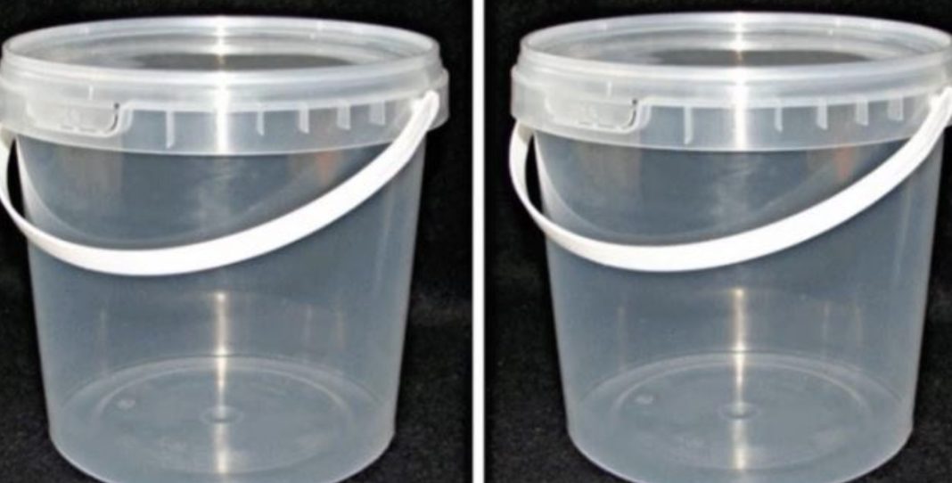 Moja Tetka Nikad Ne Izbacuje 0ve PLASTIČNE KANTE: - featured image