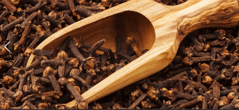 Uzmite čašu sirćeta, običnih karanfilića i dobro sačuvajte ovaj domaći trik: KORISTIM GA GODINAMA I PREPORUČUJEM SVIMA! - featured image Uzmite čašu sirćeta, običnih karanfilića i dobro sačuvajte ovaj domaći trik: KORISTIM GA GODINAMA I PREPORUČUJEM SVIMA! - featured image