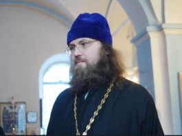 Da li NOŠENJE NAKITA PREMINULIH donosi NESREĆU ili BLAGOSLOV? Otac Andrej rešio zabludu koja se u Srbiji prenosi generacijama Da li NOŠENJE NAKITA PREMINULIH donosi NESREĆU ili BLAGOSLOV? Otac Andrej rešio zabludu koja se u Srbiji prenosi generacijama - featured image