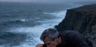 Nikada nisam mislila da ću jednog dana, s pedeset osam godina, morati ležati nepomično, zadržavati dah i praviti se da ne postojim kako bih imala ikakvu šansu preživjeti. Nikada nisam mislila da ću jednog dana, s pedeset osam godina, morati ležati nepomično, zadržavati dah i praviti se da ne postojim kako bih imala ikakvu šansu preživjeti. - featured image