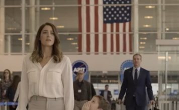 Nakon što se moj muž ukrcao na avion za poslovni put, moj šestogodišnji sin me je povukao za ruku i šapnuo: „Mama… ne smemo da se vratimo kući. Jutros sam čuo tatu na telefonu. Pričao je o nama — i nije zvučalo dobro.” Nakon što se moj muž ukrcao na avion za poslovni put, moj šestogodišnji sin me je povukao za ruku i šapnuo: „Mama… ne smemo da se vratimo kući. Jutros sam čuo tatu na telefonu. Pričao je o nama — i nije zvučalo dobro.” - featured image