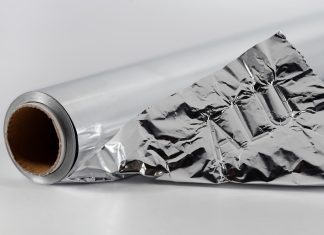 Trik s folijom o kojem svi pričaju: Rješava vlagu, žohare i neugodne mirise Trik s folijom o kojem svi pričaju: Rješava vlagu, žohare i neugodne mirise - featured image