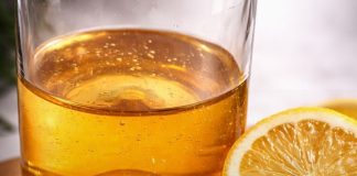 Zovu ga “Razbijač masnoća”: Detoks napitak koji ubrzava metabolizam i jača imunitet Zovu ga “Razbijač masnoća”: Detoks napitak koji ubrzava metabolizam i jača imunitet - featured image