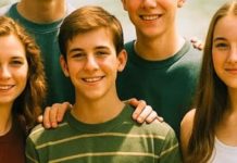 Porodični izlet na jezeru pretvorio se u košmar kad je jedne noći 7 rođaka nestalo bez traga: 25 godina kasnije otkrivena bolna istina o tome šta im se dogodilo Porodični izlet na jezeru pretvorio se u košmar kad je jedne noći 7 rođaka nestalo bez traga: 25 godina kasnije otkrivena bolna istina o tome šta im se dogodilo - featured image