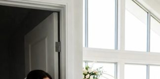 Nekoliko minuta prije nego što je šetala niz oltar, čula je razgovor budućeg muža s prijateljima i osjetila kako je svrbe stopala od onoga što je čula. 😱 Nekoliko minuta prije nego što je šetala niz oltar, čula je razgovor budućeg muža s prijateljima i osjetila kako je svrbe stopala od onoga što je čula. 😱 - featured image