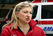 Ivana iz Hitne otkrila šta odmah treba pojesti čim vam padne pritisak: OVE 2 NAMIRNICE VAS MOGU SPASITI Ivana iz Hitne otkrila šta odmah treba pojesti čim vam padne pritisak: OVE 2 NAMIRNICE VAS MOGU SPASITI - featured image