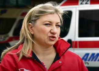 Ivana iz Hitne otkrila šta odmah treba pojesti čim vam padne pritisak: OVE 2 NAMIRNICE VAS MOGU SPASITI Ivana iz Hitne otkrila šta odmah treba pojesti čim vam padne pritisak: OVE 2 NAMIRNICE VAS MOGU SPASITI - featured image