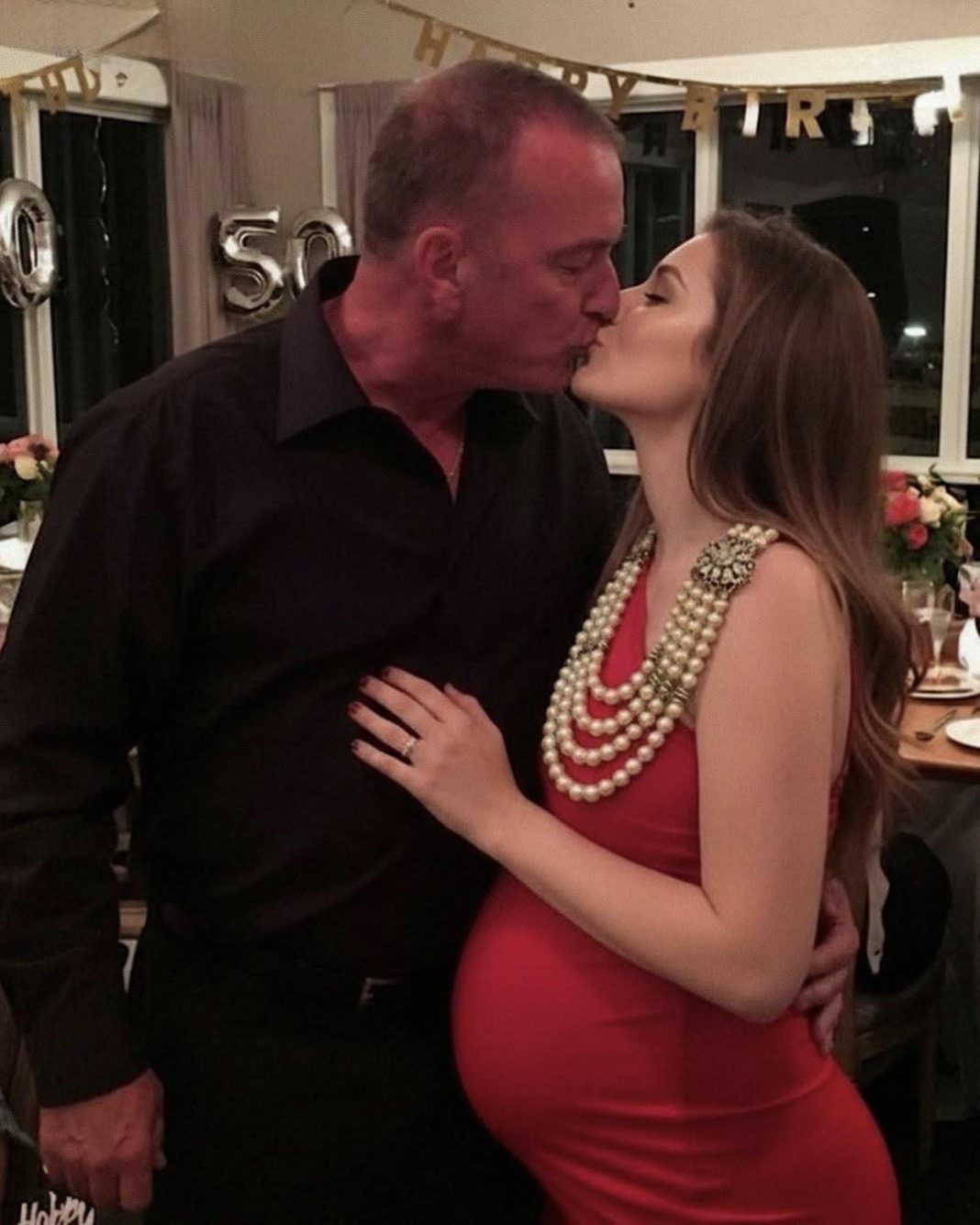 Moj brak se raspao pred svima — a onda je mikrofon otkrio tajnu od 25 godina - featured image