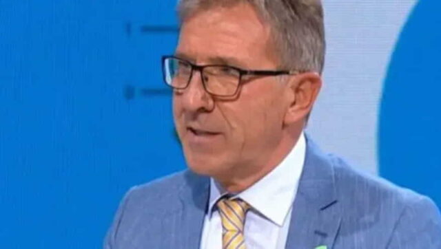 U KISELOM ORGANIZMU NASTAJU I NAJTEŽE BOLESTI: Doktor Ivanov otkrio kako sa 4 badema zaliječiti želudac, a evo šta je rekao o sodi bikarboni - featured image U KISELOM ORGANIZMU NASTAJU I NAJTEŽE BOLESTI: Doktor Ivanov otkrio kako sa 4 badema zaliječiti želudac, a evo šta je rekao o sodi bikarboni - featured image