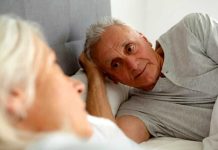 Da li je istina da muškarci poslije 50-te NE MOGU MEDA u krevetu – evo do koje godine su u punoj snazi Da li je istina da muškarci poslije 50-te NE MOGU MEDA u krevetu – evo do koje godine su u punoj snazi - featured image
