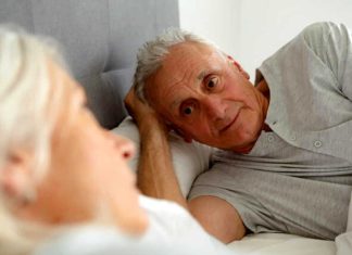 Da li je istina da muškarci poslije 50-te NE MOGU MEDA u krevetu – evo do koje godine su u punoj snazi Da li je istina da muškarci poslije 50-te NE MOGU MEDA u krevetu – evo do koje godine su u punoj snazi - featured image