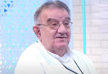 Jabukovo sirće munjevito ubrzava varenje i sprečava nadutost, a svi ga pogrešno pijemo: Dr Perišić otkrio najbolji način Jabukovo sirće munjevito ubrzava varenje i sprečava nadutost, a svi ga pogrešno pijemo: Dr Perišić otkrio najbolji način - featured image