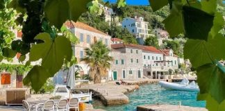 U ovom primorskom gradiću skoro da i nema turista a pravi je raj na zemlji: Sve je duplo jeftinije U ovom primorskom gradiću skoro da i nema turista a pravi je raj na zemlji: Sve je duplo jeftinije - featured image